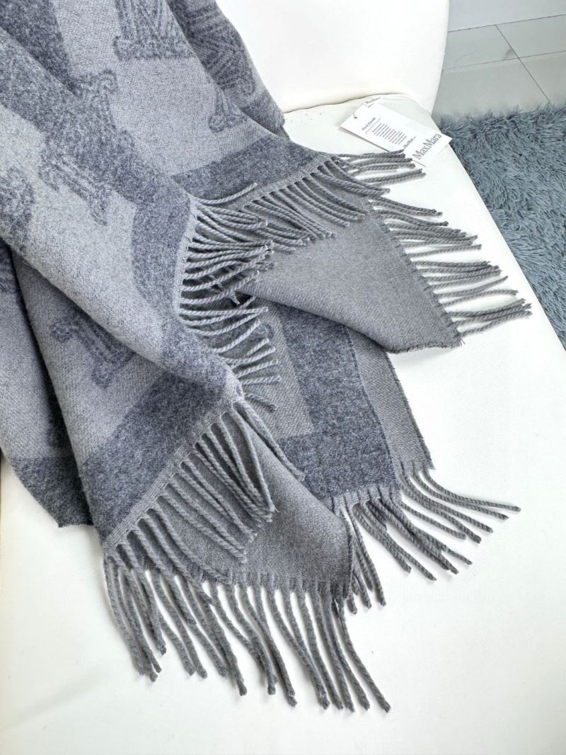 Max Mara Scarf